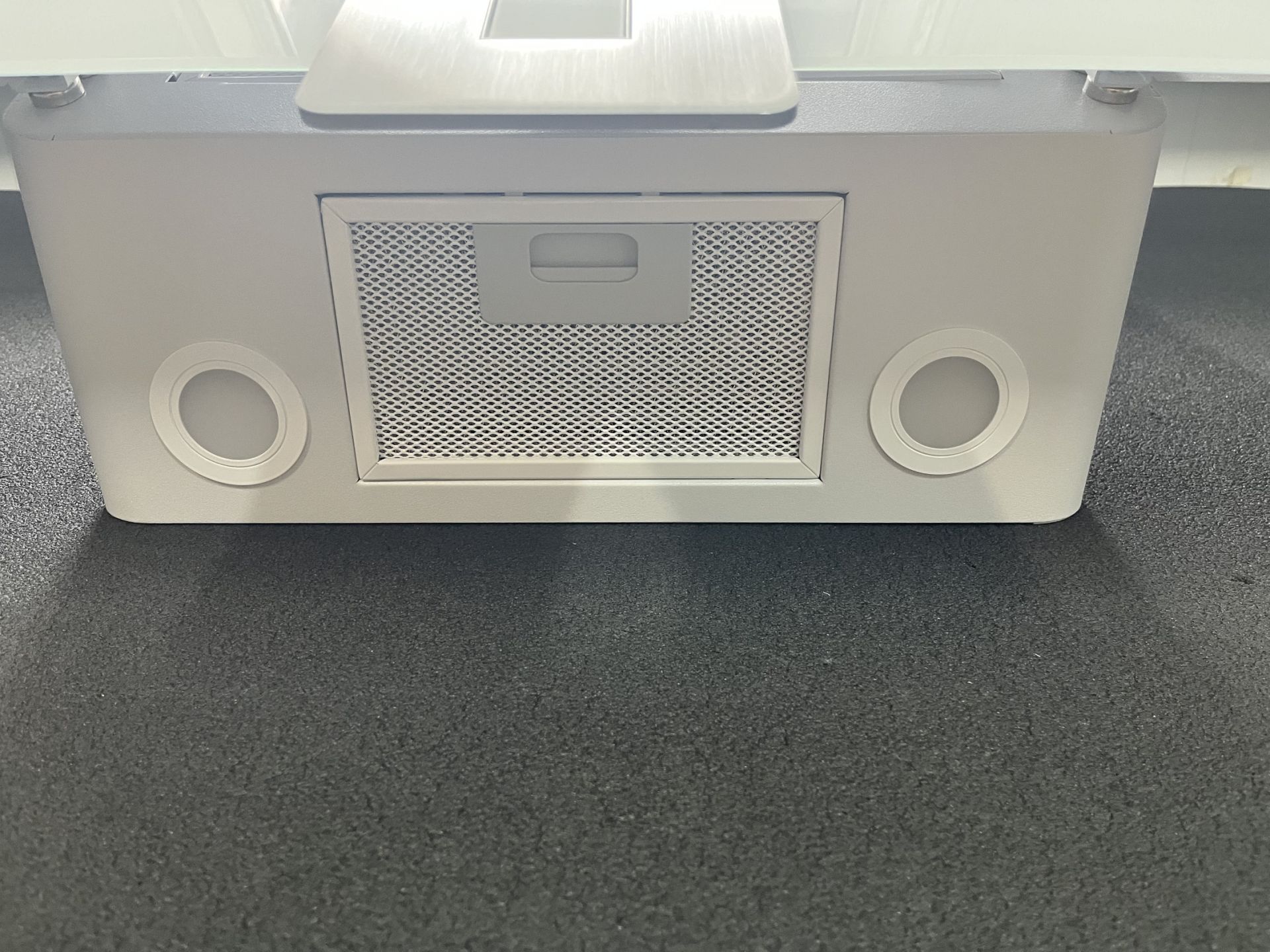 Optima White Outlet